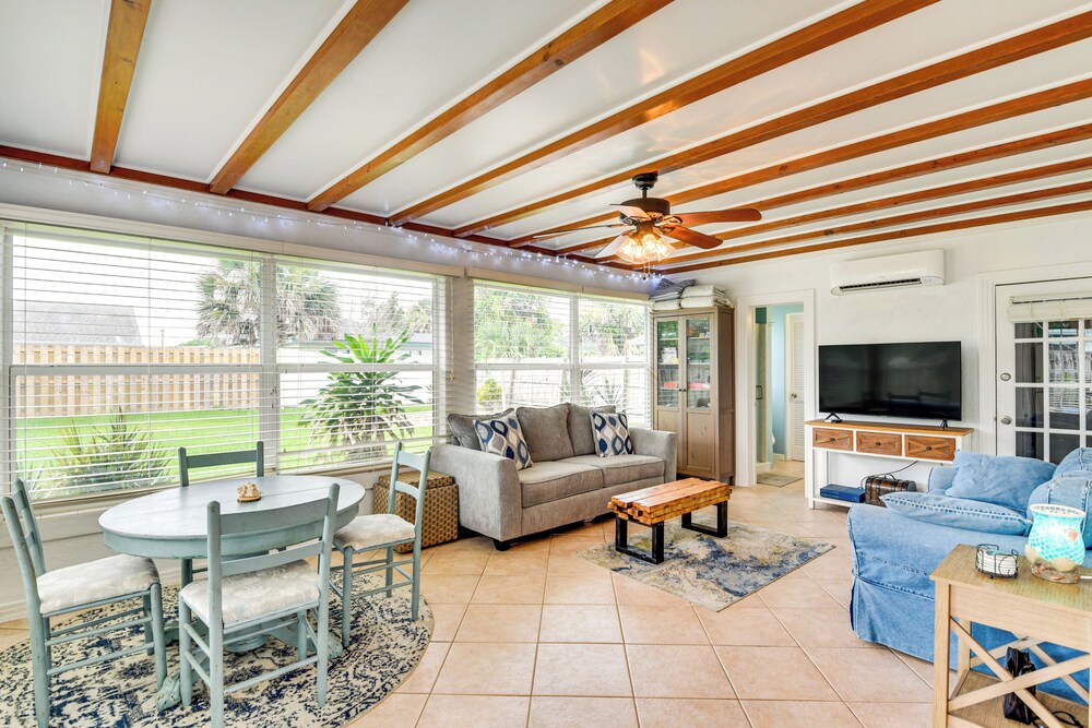 Walk to Shore + Pier: Family Home in Ormond Beach