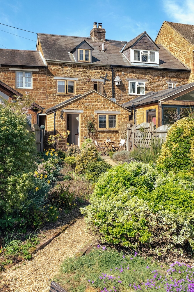 Sweetheart Cottage-Cosy 2BD in Cotswolds