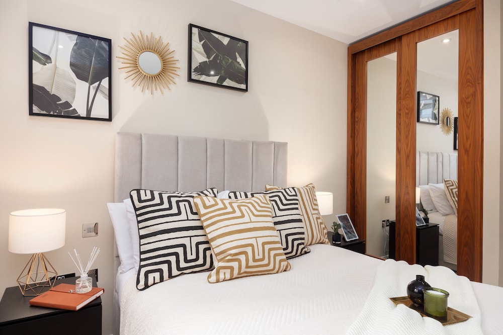 One Bed Serviced Apt near Holborn in Chancery Lane