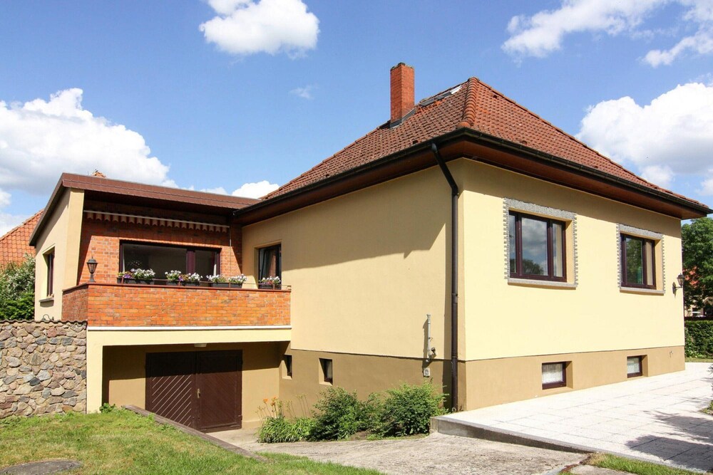 Hotel Building