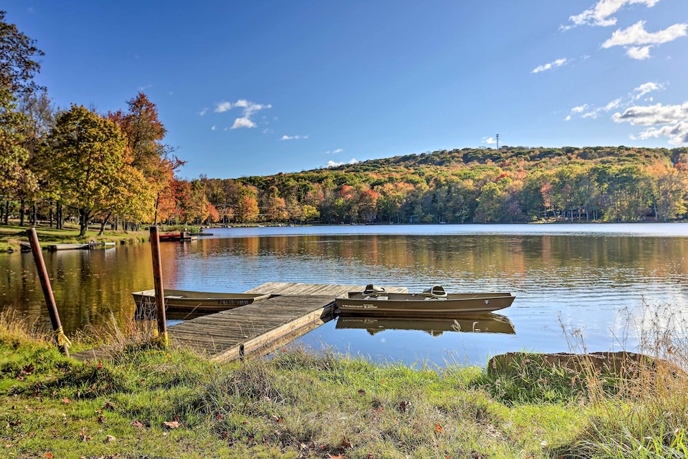 Deck & Resort Amenities: Pocono Lake Home view 3