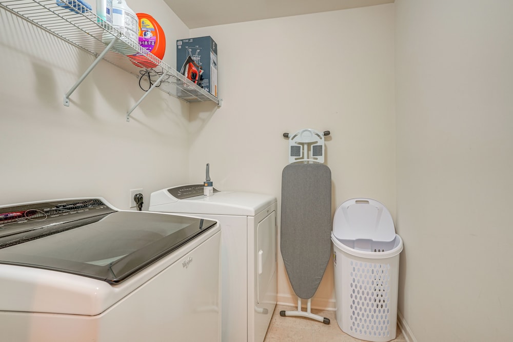 Centrally Located Home in Fredericksburg!