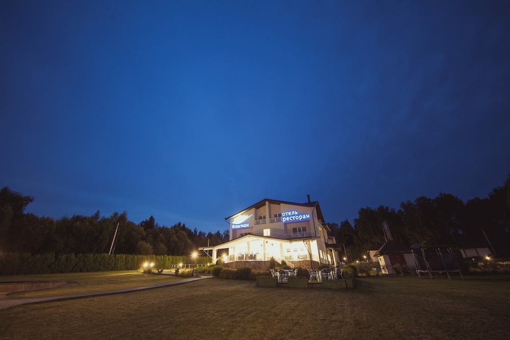 Flagman Hotel