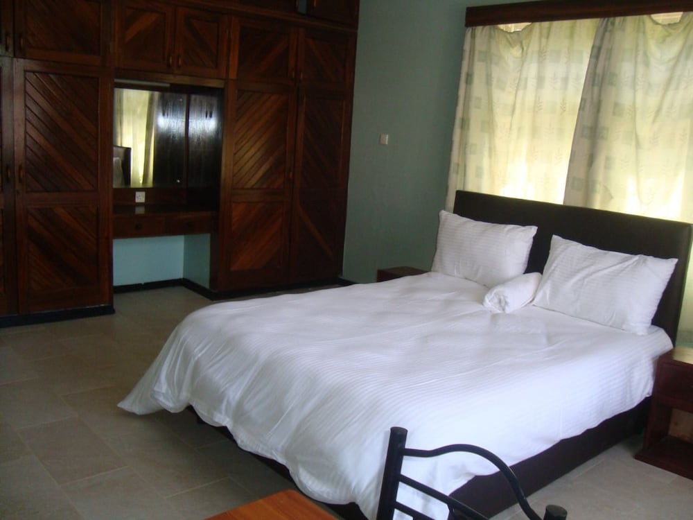 Mweru Villas