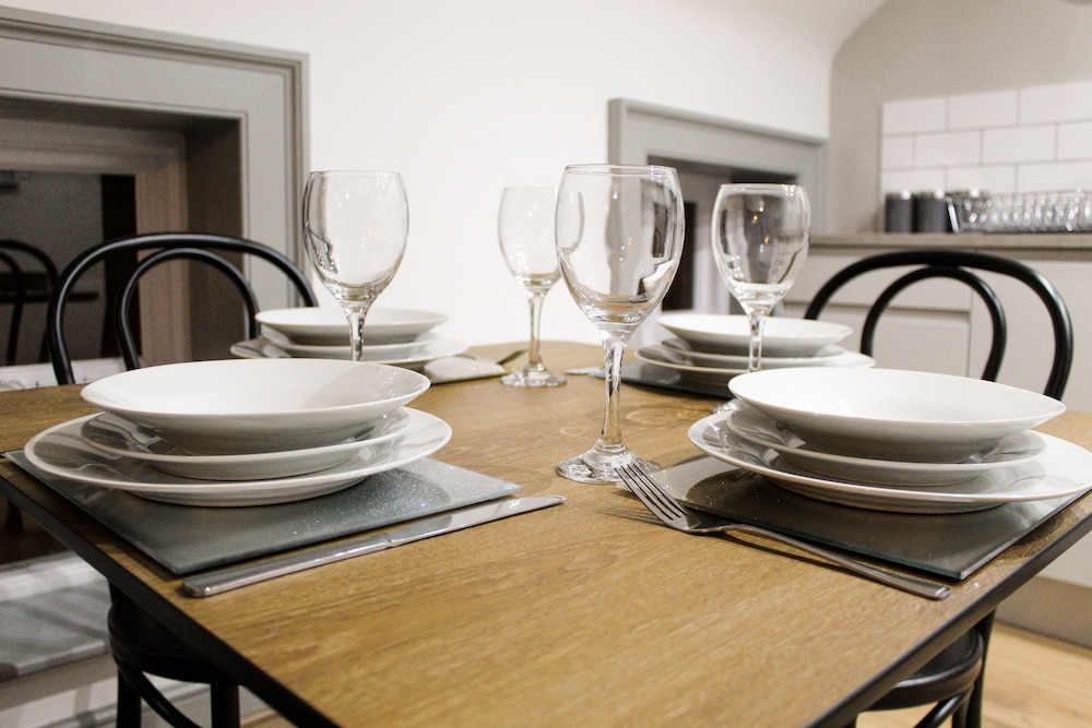 Modern Duplex Apartment Nr Liverpool ONE view 3