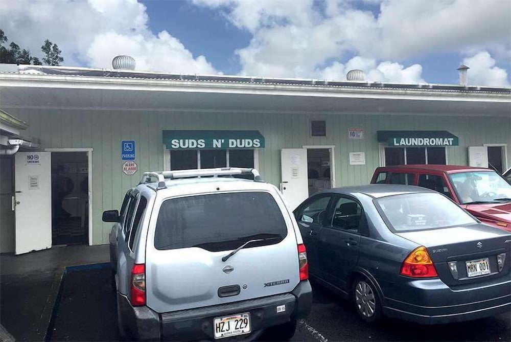 Island Paradise Inn