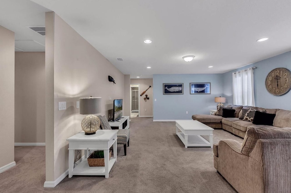 Luxurious Vacation Home With Private Pool!!! - Image 4