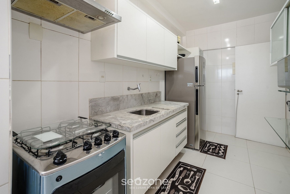 Apartment With Barbecue in Pituba Eas0102