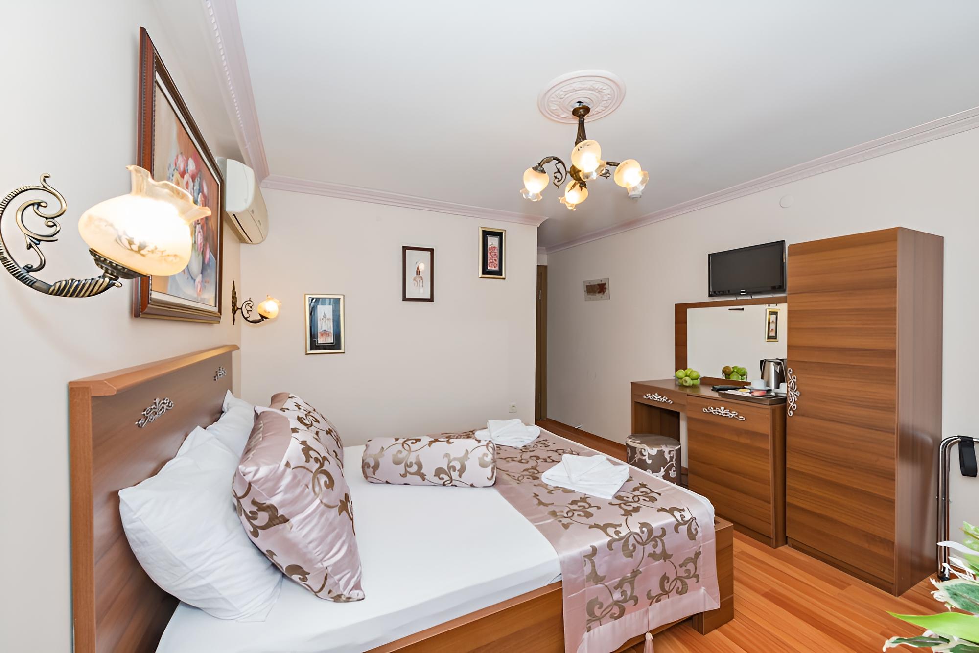 Turgut Hotel