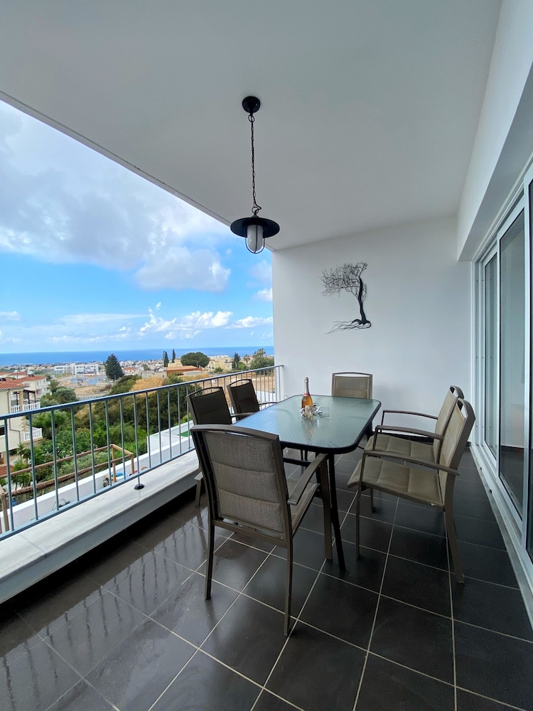 32 PEY - Stay Peyia Sunset Pearl