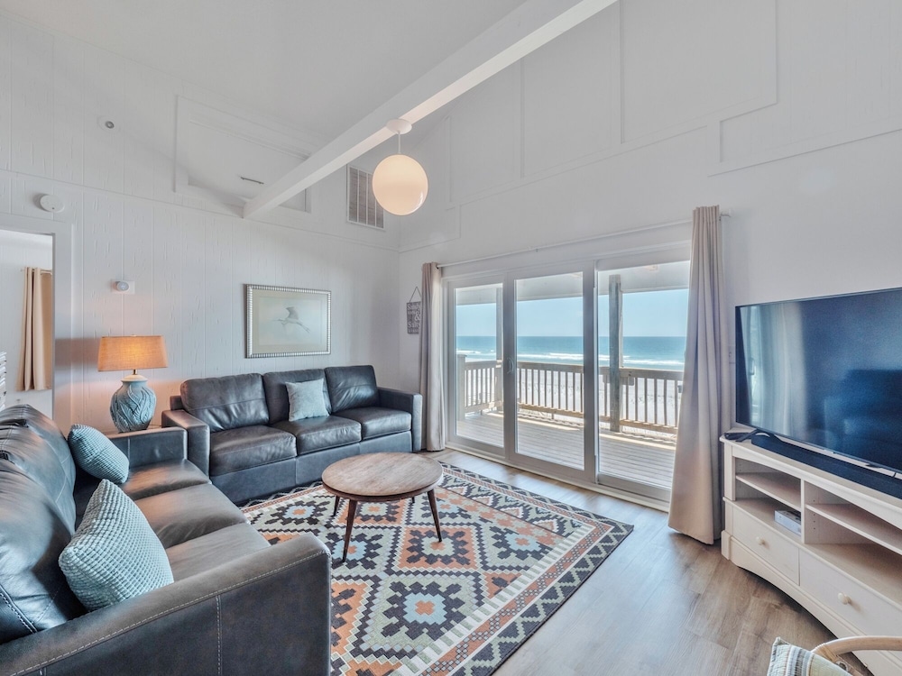 Walking on Sunshine by Topsail Realty