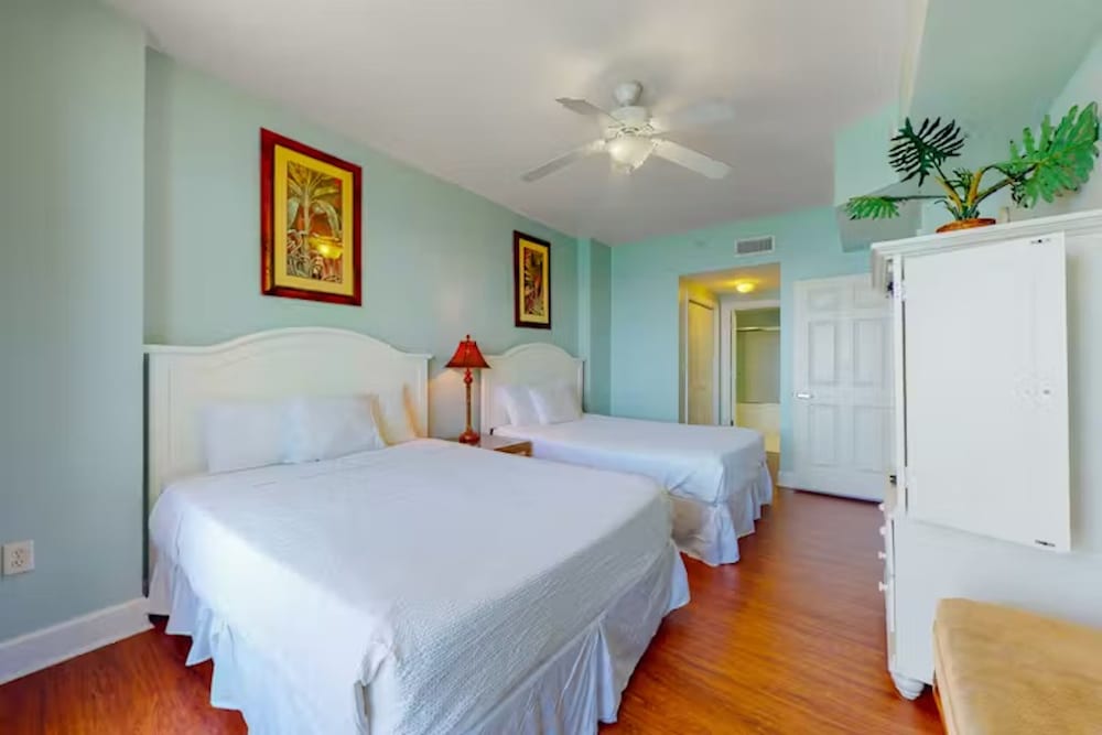 Sunrise Serenity Resort Condo!
