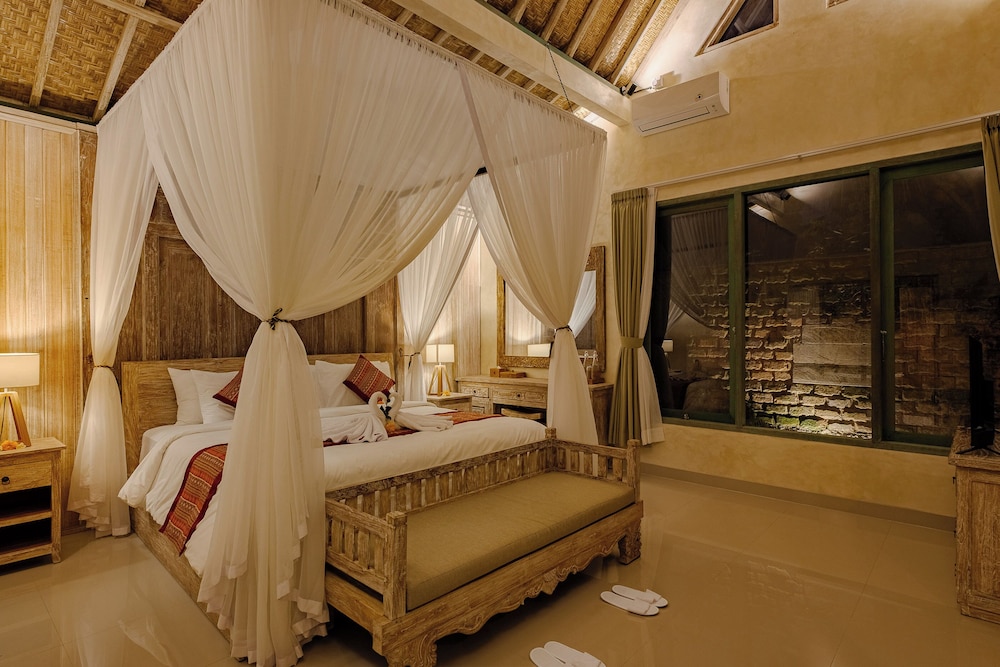Kumala Ubud Villa