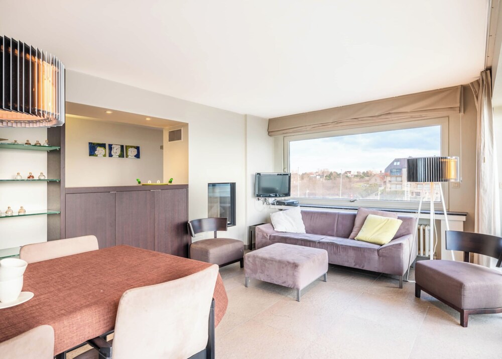 Apartment in Oostduinkerke With Sea View