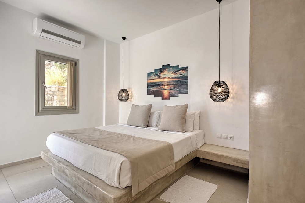Aloft Suites Mykonos Island