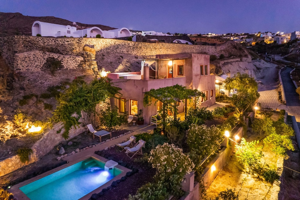 Rosepepper Villa