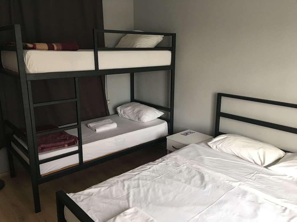 Sultan Hostel & Guesthouse - Image 18