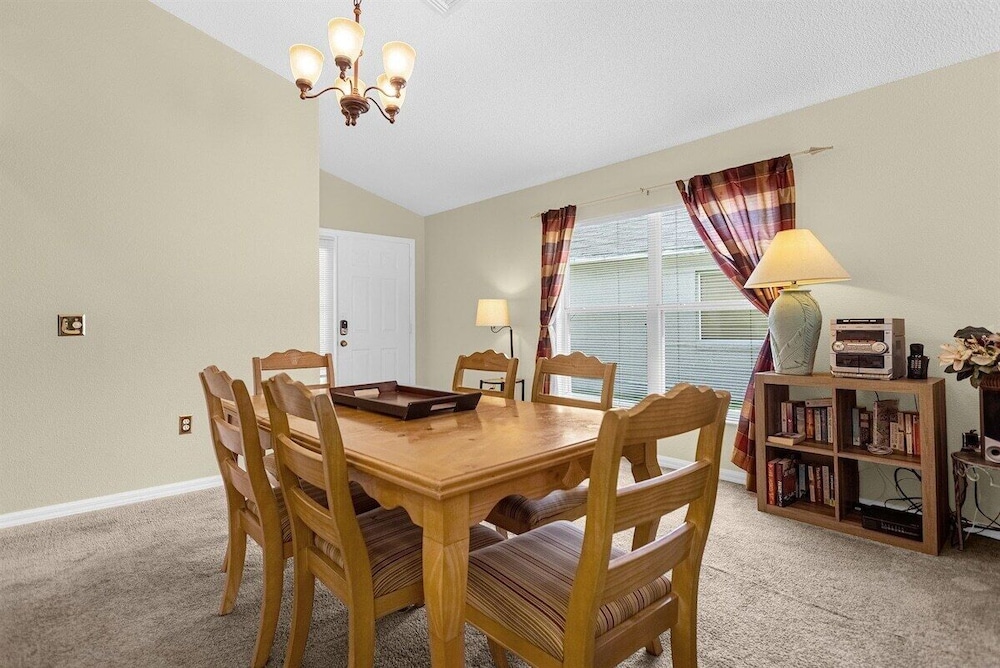 Lake Berkley Villas Swanky