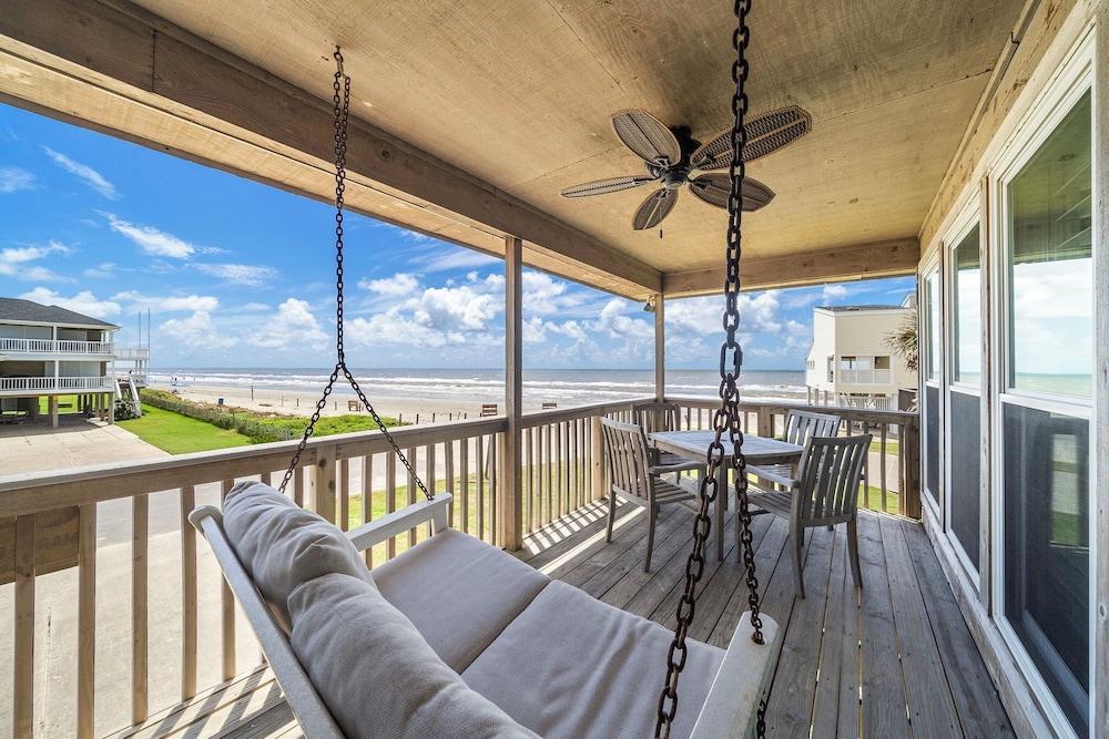 Maree by the Sea by Ryson Vacation Rentals