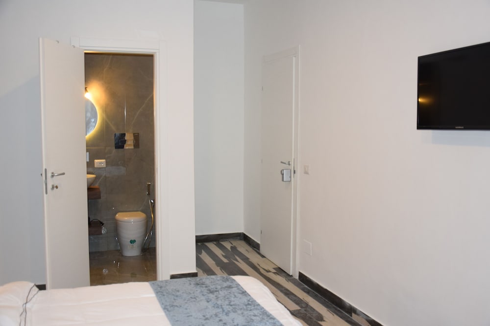 Napoli Central Stay