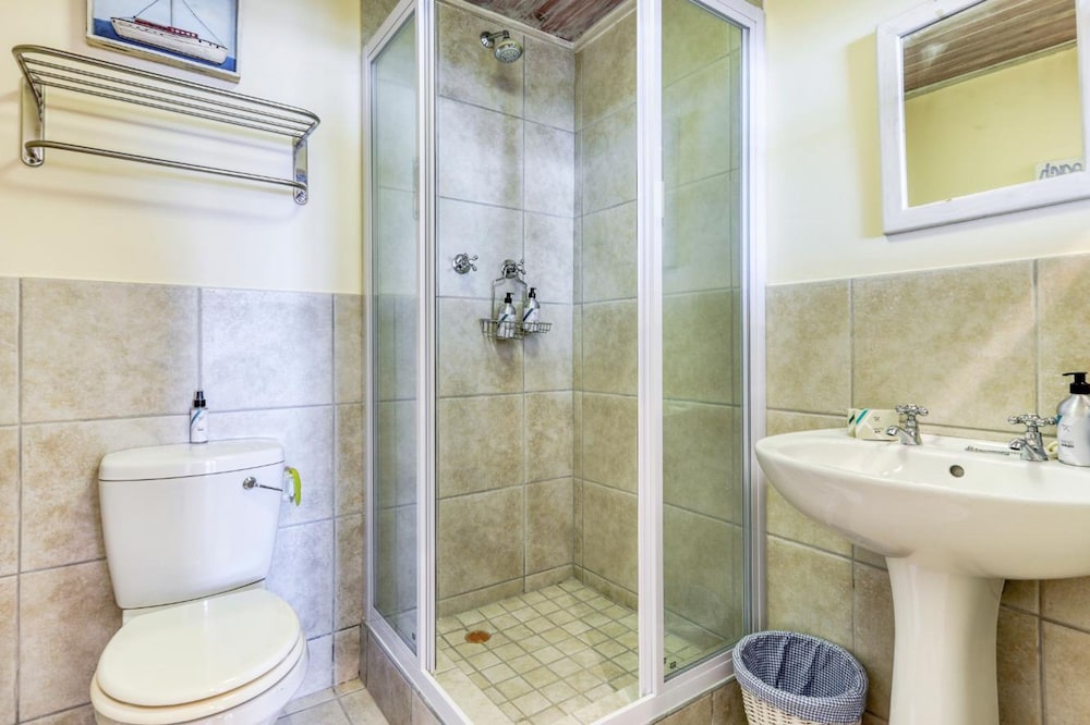 Villa Sol Camps Bay - Family Retreat With 360 Views