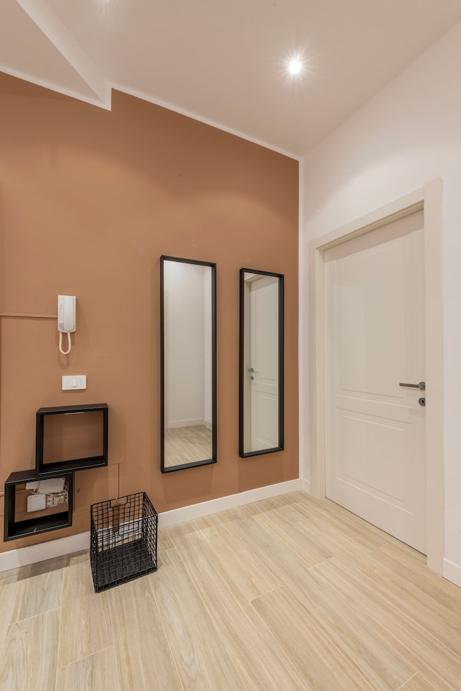 CORSO GARIBALDI 64 - LIVING MILAN