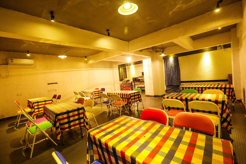 Zhangjiajie Comma Travel Hotel