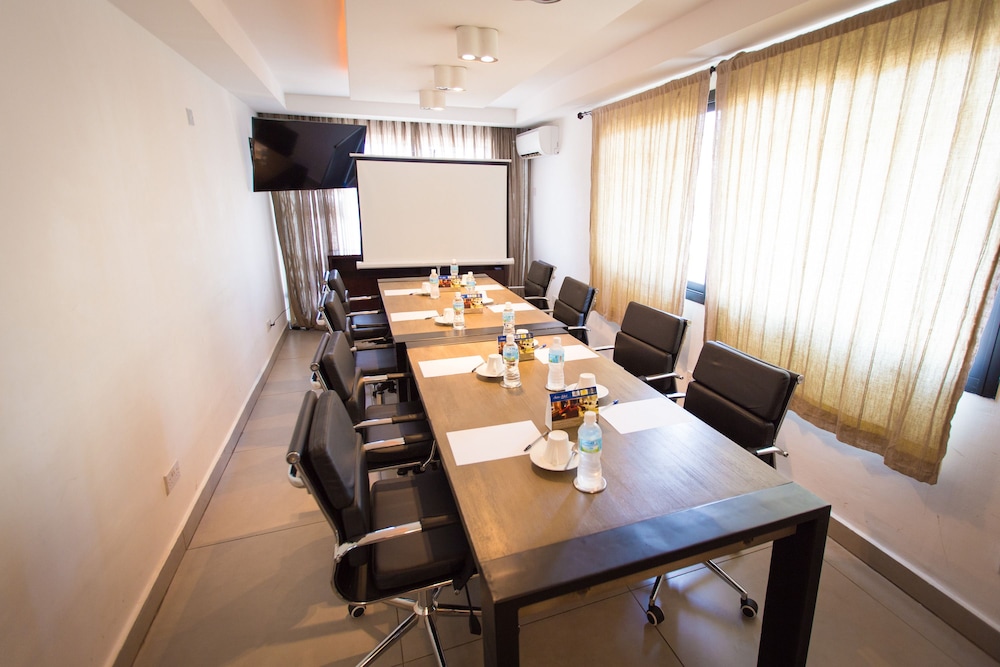 meeting & event spaces