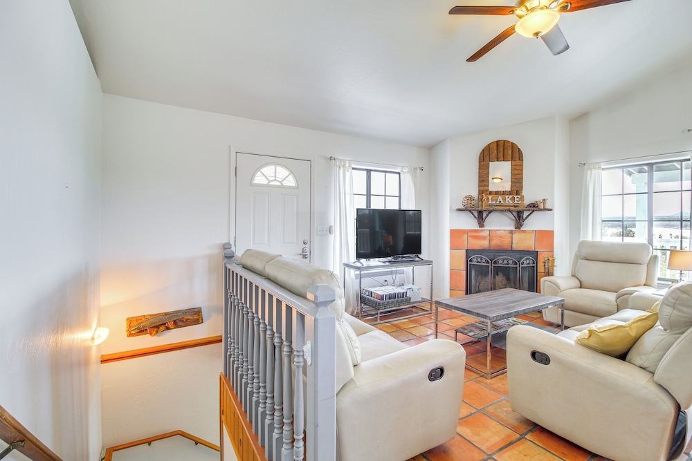 Firelit Nights By the Lake: Cozy Show Low Retreat