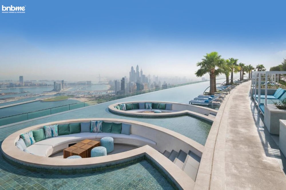 Private Beach in a Bnbme Designer Apartment