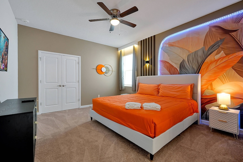 Luxury and Sophisticated 15 BR Ensuite