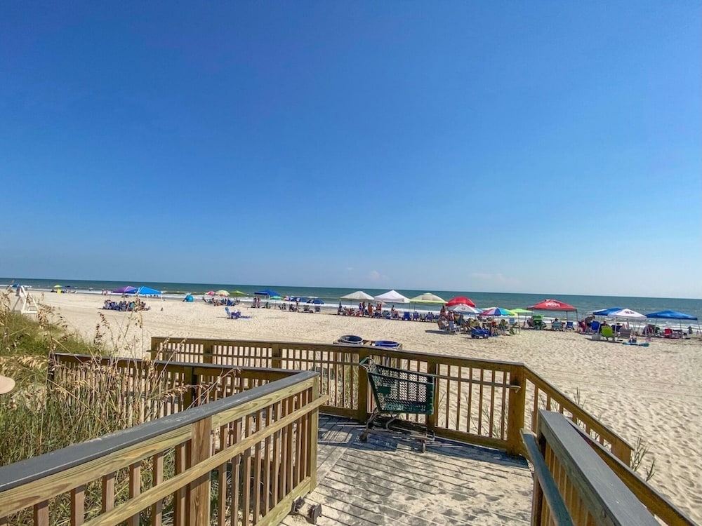 Picture Perfect- Oceanfront Condo