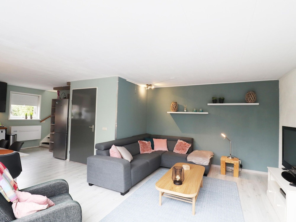 Holiday Home in Grou With Bubble Bath view 3