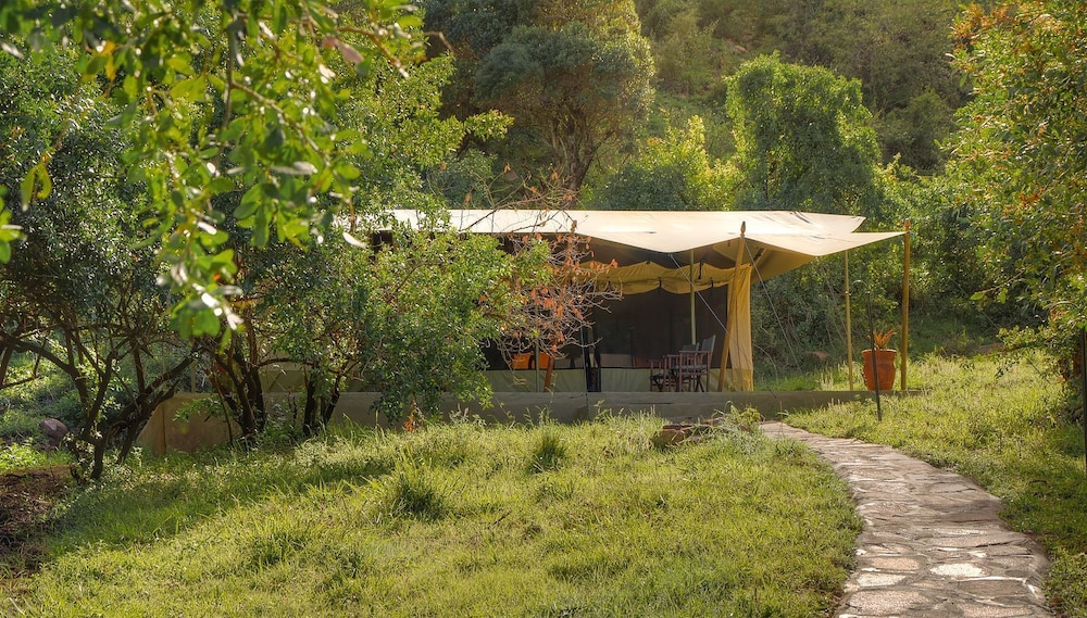 Entumoto Safari Camp