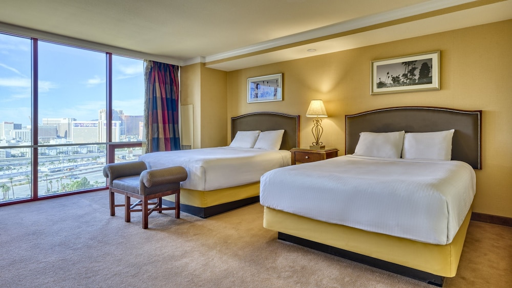 Rio Hotel & Casino, a Destination by Hyatt Hotel 2