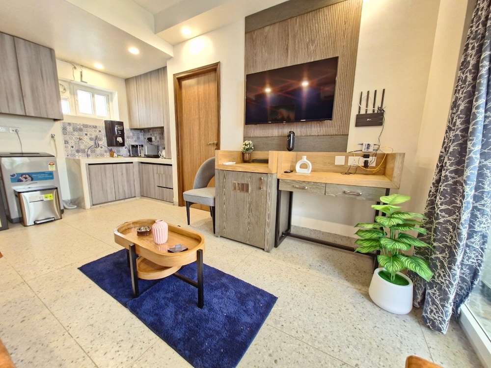 Sereno By Dancenter 1bhk Apartment In Siolim