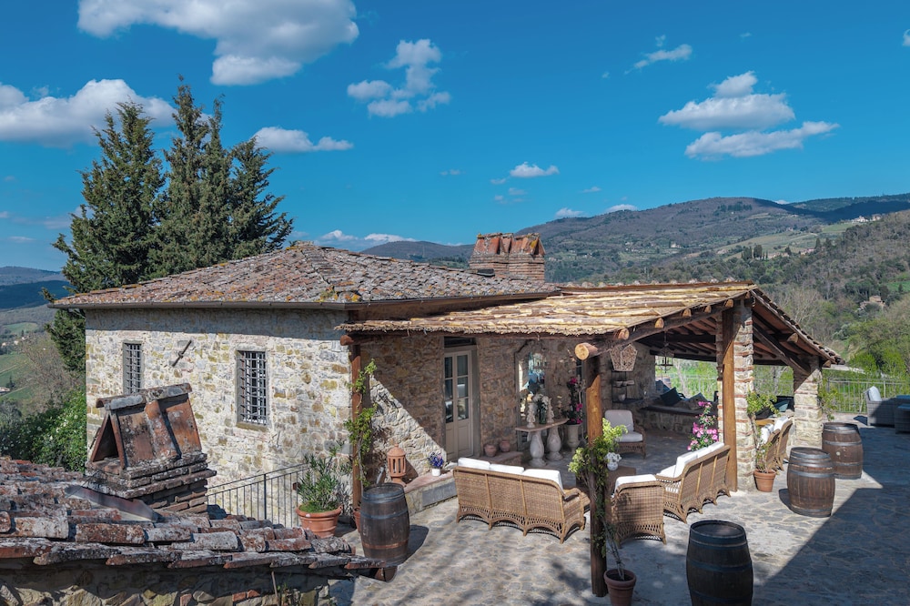 Villa Chianti With Exclusive Pool And Typical Barn