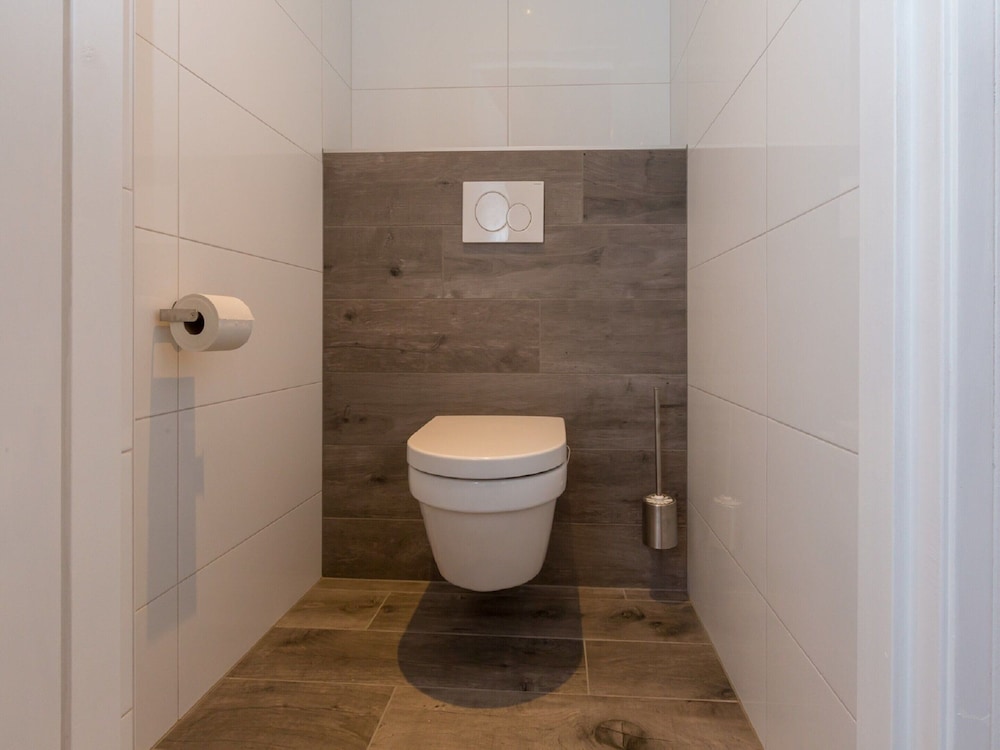Lovely, Modern, 4-person Apartment in the Heart of Koudekerke