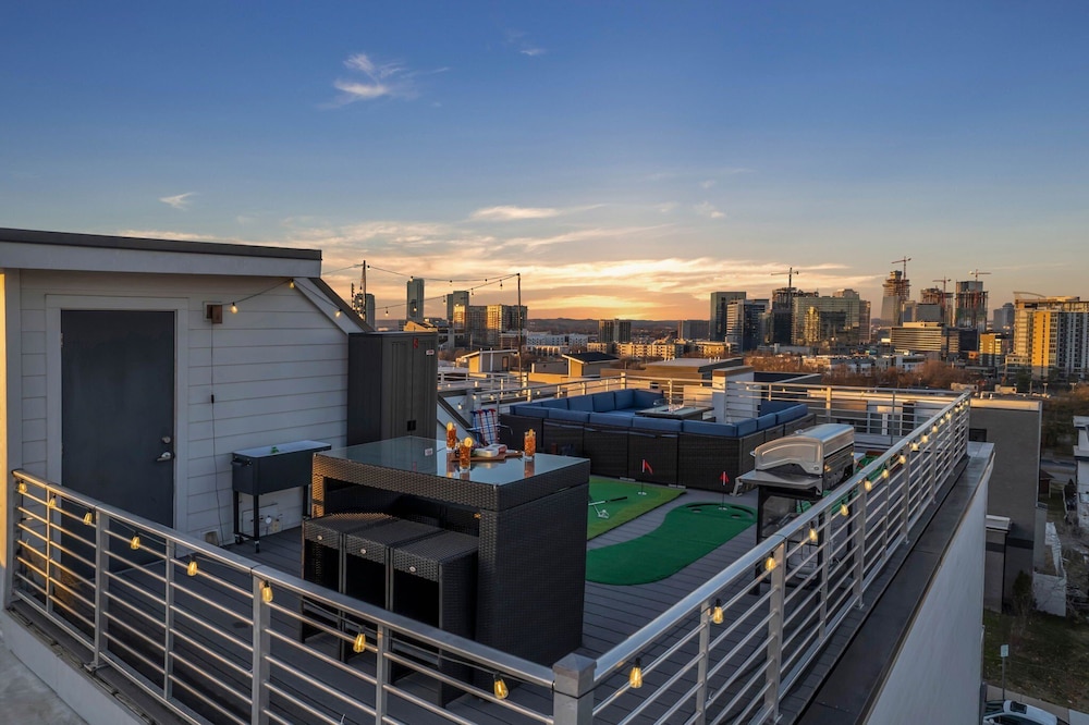 Nashview- Heart of Gulch - 360º Views of Downtown!