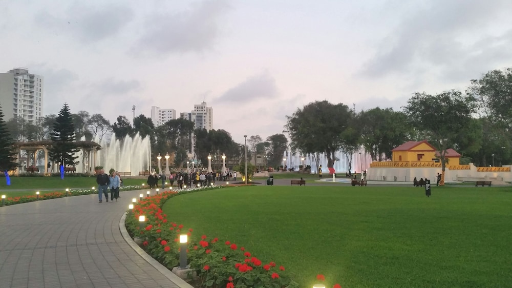 Eral Apartments Parque 1