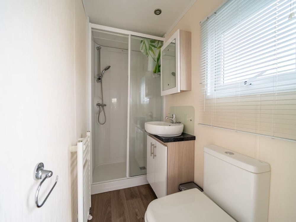 Veluwemeer Chalet With Microwave view 2