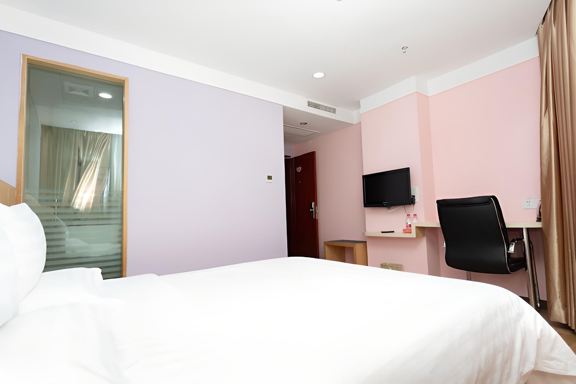L Hotel Lianhua