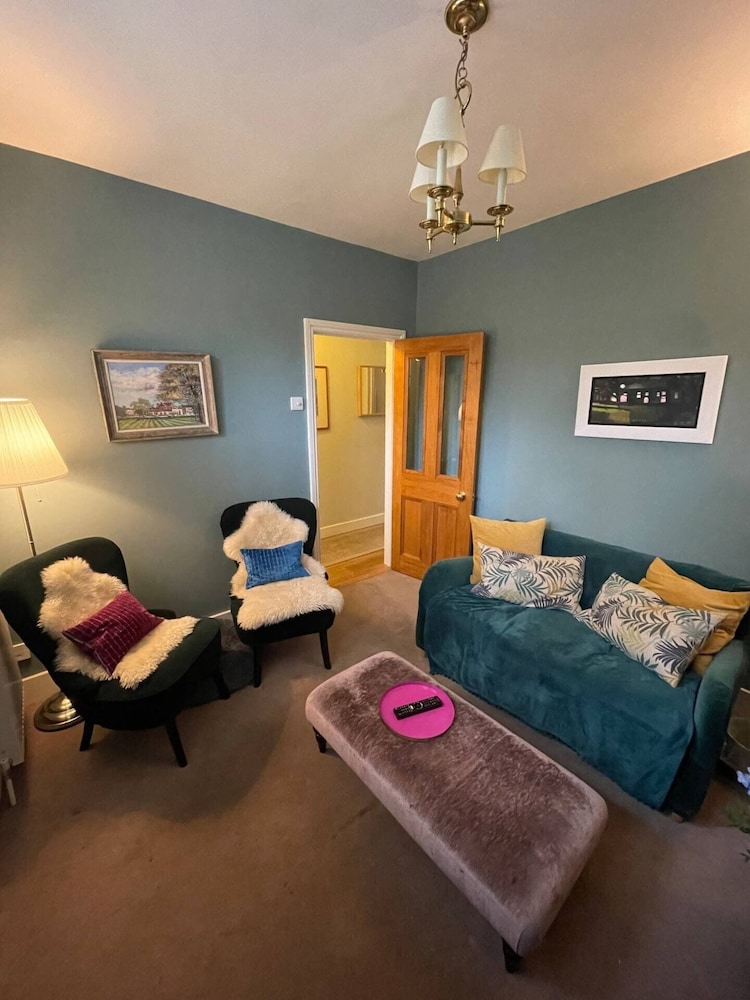 Beautiful & Cosy 2BD House - Southwark