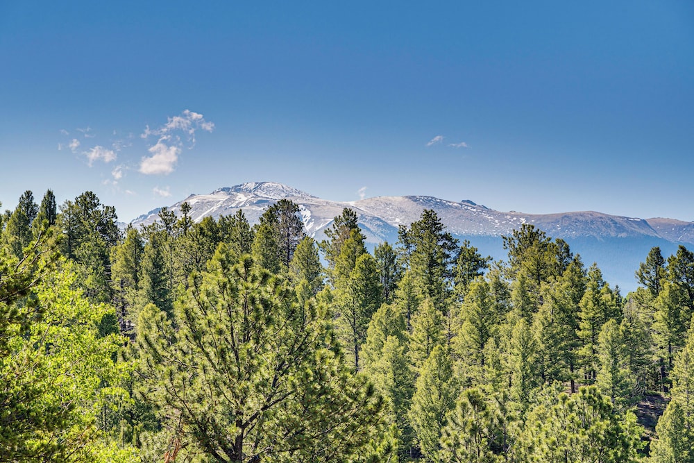 Pike National Forest Access: Secluded Divide Cabin