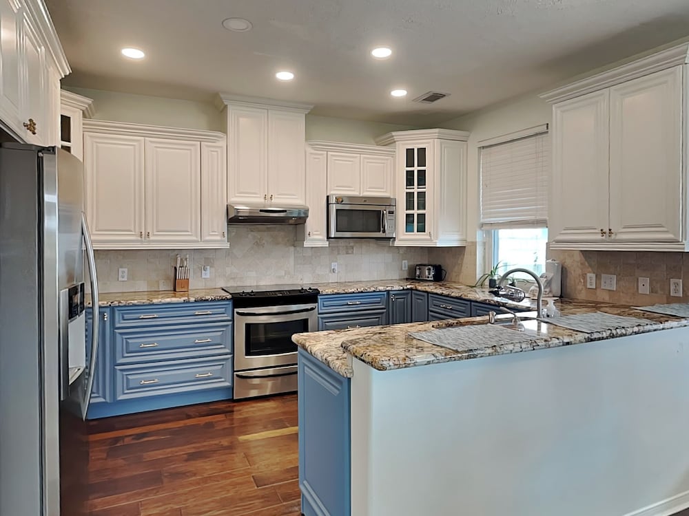 West Bay Getaway by Ryson Vacation Rentals