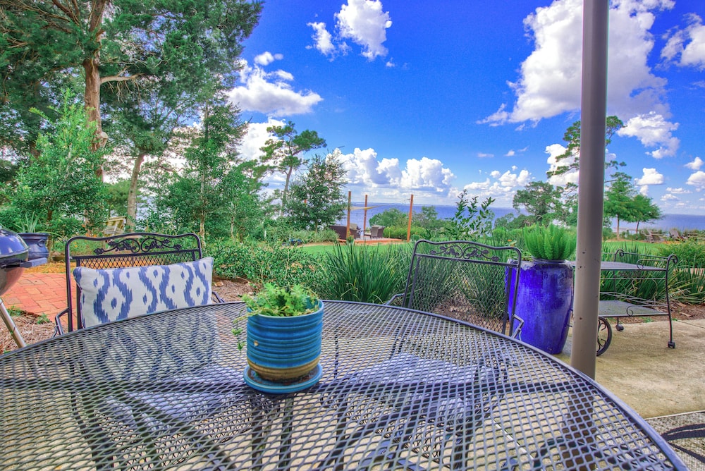 Jubilee Suites Boutique B&B