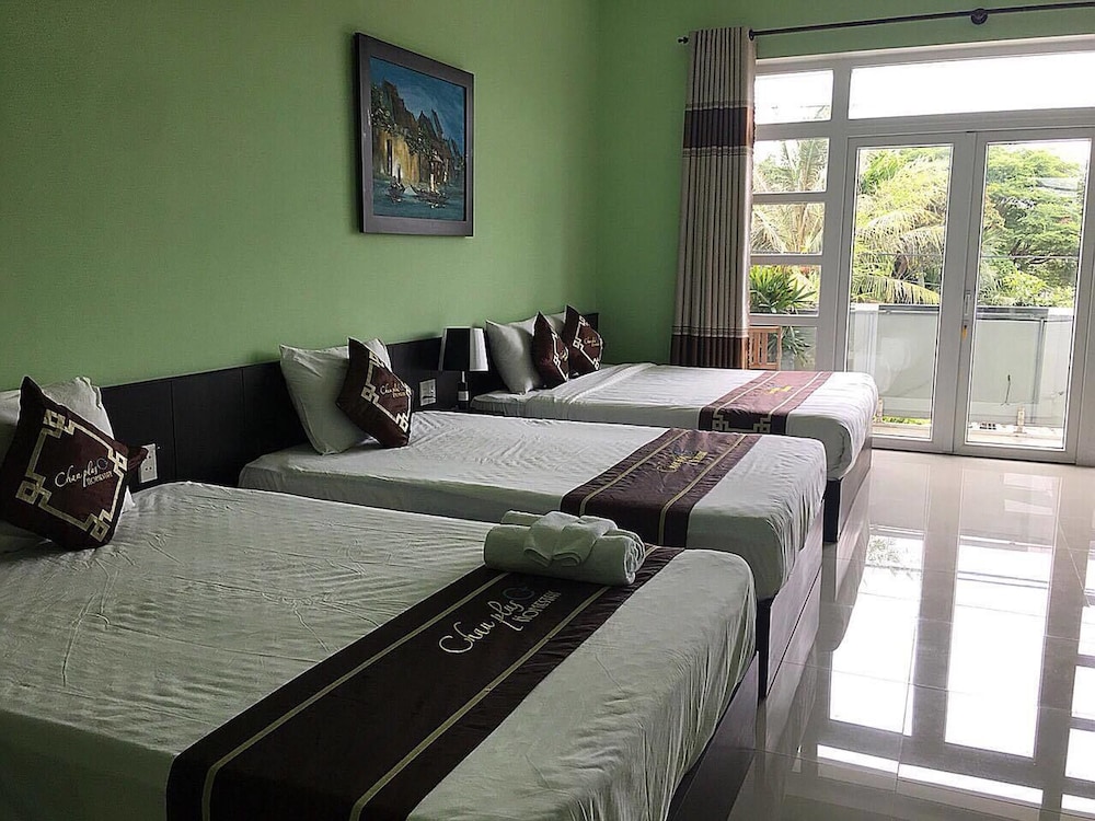 Chau Plus Homestay