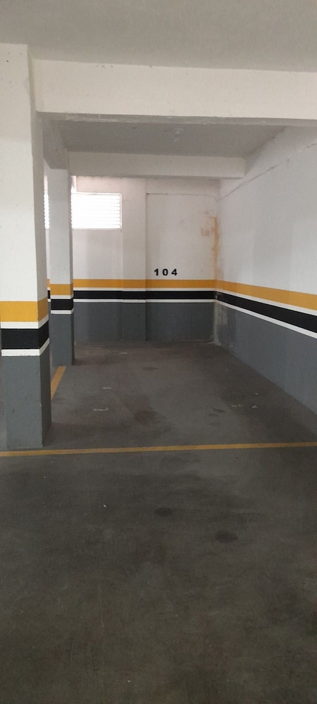 Apto 103 Ed Dambros bem localizado