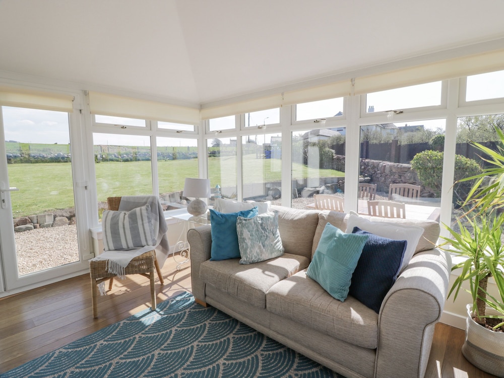 Ailsa Shores