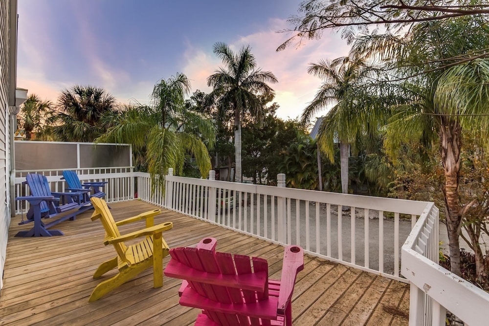 North Beach Island Tree House 3 Bedroom Villa by RedAwning view 3